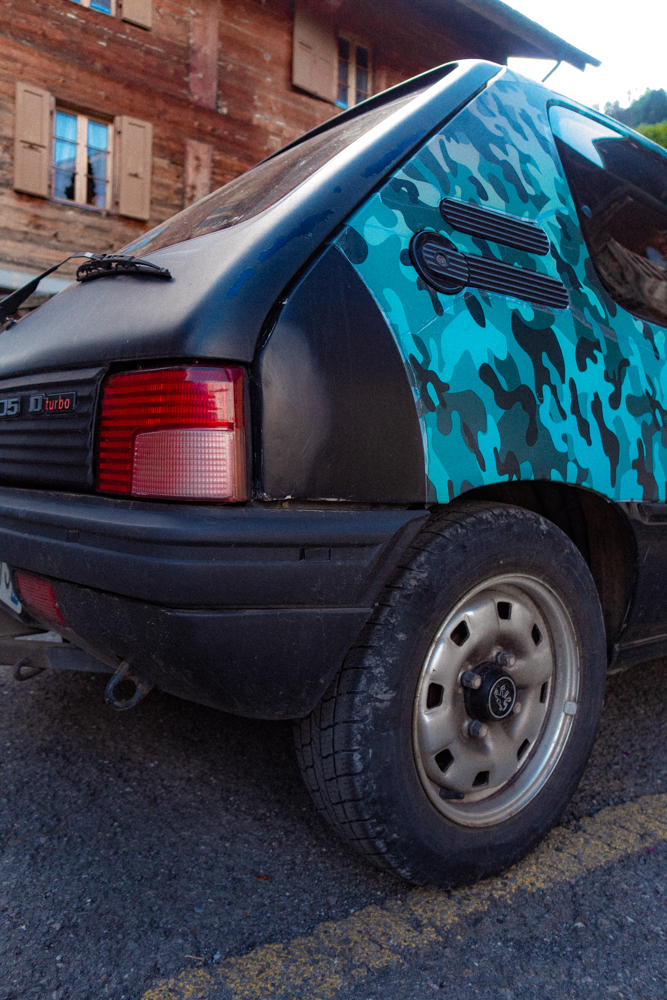 cars, mountains,
